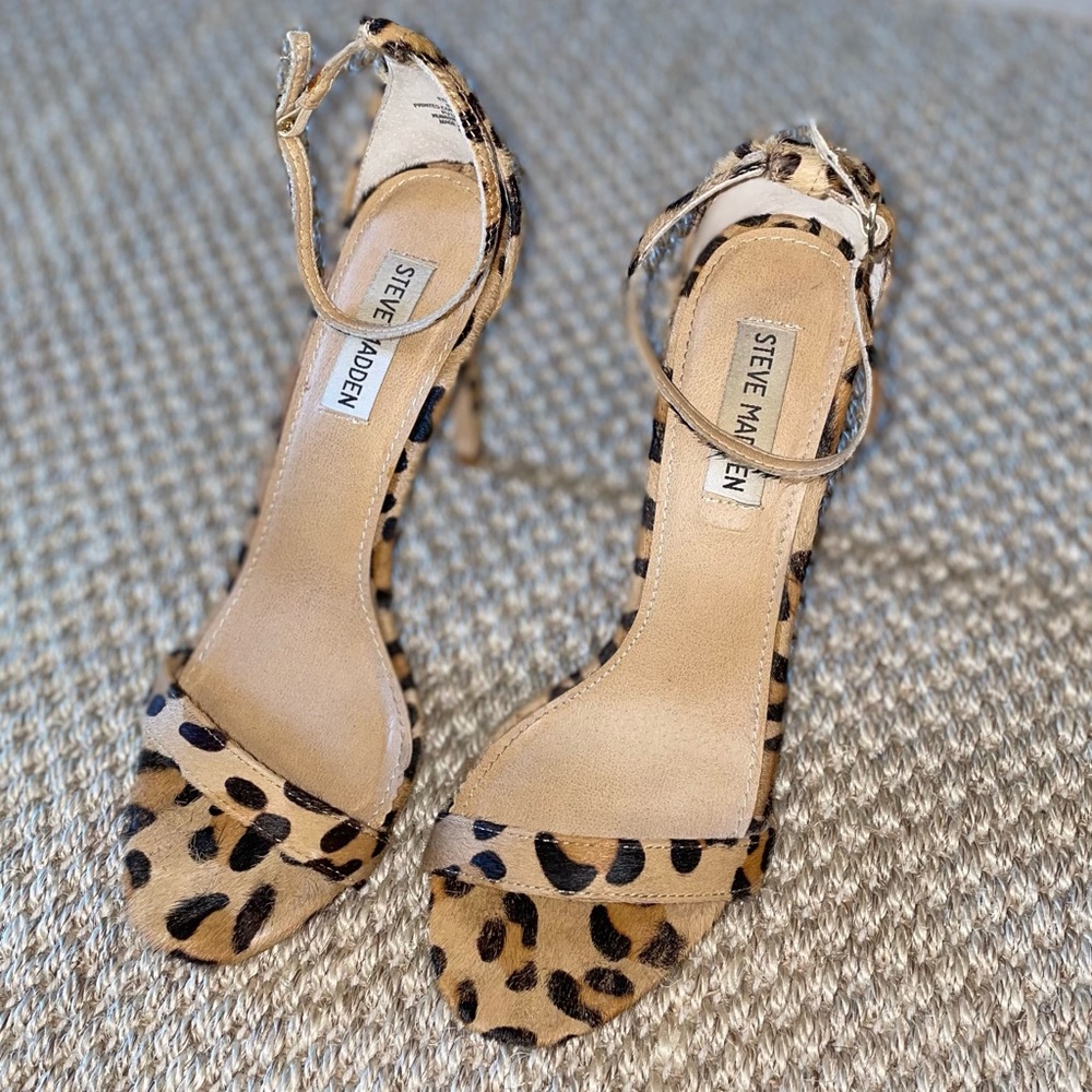 Steve Madden Stecy Sandal in Leopard Pony Size 8